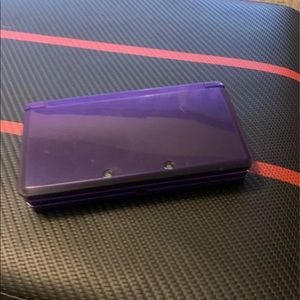 Purple Nintendo 3DS